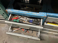 Ladenkast met inhoud (3x) - afbeelding 1 van  4