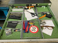 Ladenkast met inhoud - afbeelding 7 van  13