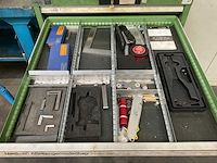 Ladenkast met inhoud - afbeelding 8 van  13