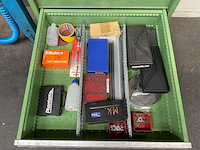 Ladenkast met inhoud - afbeelding 13 van  13