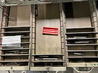 Ladenkast met inhoud - afbeelding 8 van  24