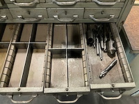 Ladenkast met inhoud - afbeelding 23 van  24