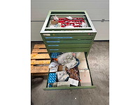 Ladenkast met inhoud - afbeelding 9 van  9