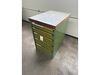 Ladenkast met inhoud - afbeelding 10 van  10