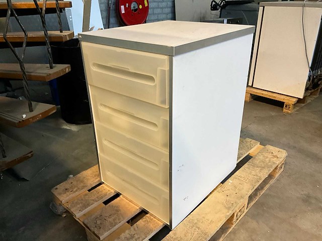 Ladenkast - afbeelding 1 van  10