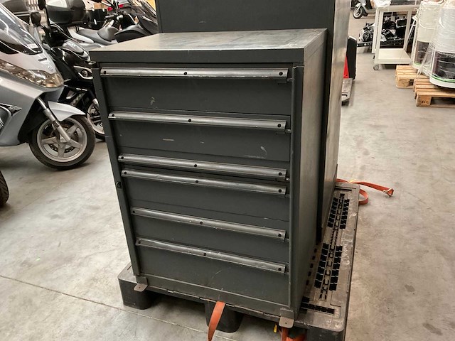 Ladenkast - afbeelding 1 van  6