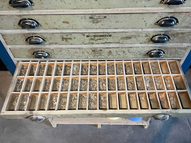 Ladenkast - afbeelding 2 van  14