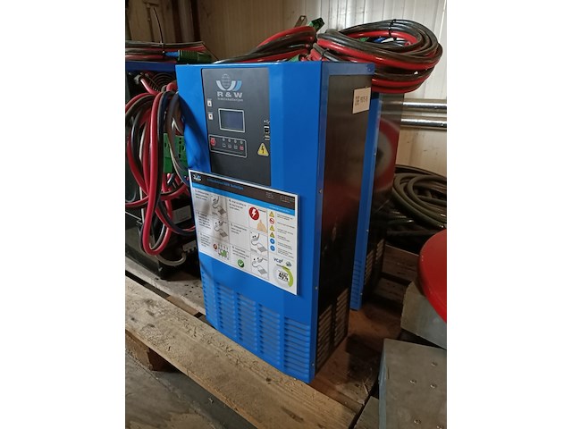 Lader, r&w, traktiebatterijen green6 48-100, 2018 - afbeelding 1 van  8