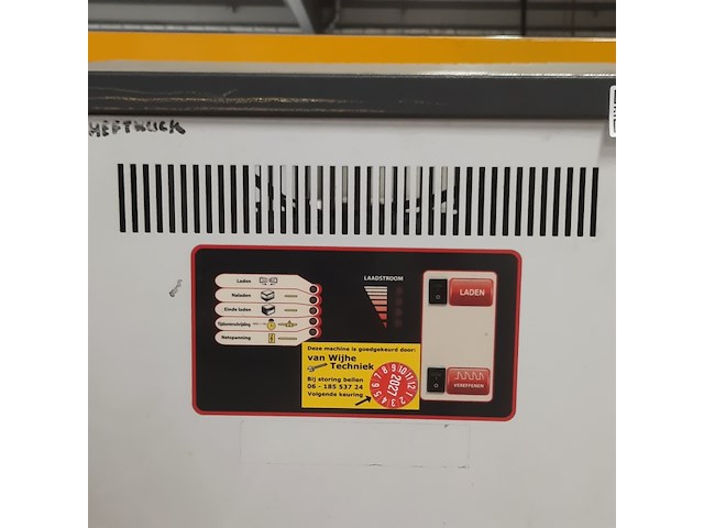 Lader t.b.v heftruck (defect), hsct, e3, 2015 - afbeelding 3 van  9