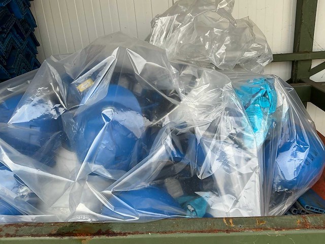 Ladingzekering hoekbescherming en valhelmen - afbeelding 8 van  8