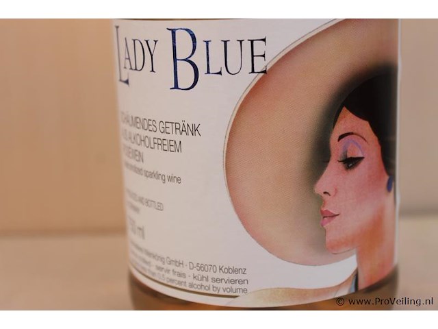 Lady blue rosé wijn alcoholvrij - 75 cl - winkelverkoopprijs € 7.25 - afbeelding 3 van  4