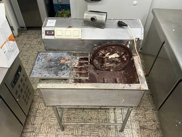 Lae mtr6 chocolade verwerkingsmachine - afbeelding 2 van  8