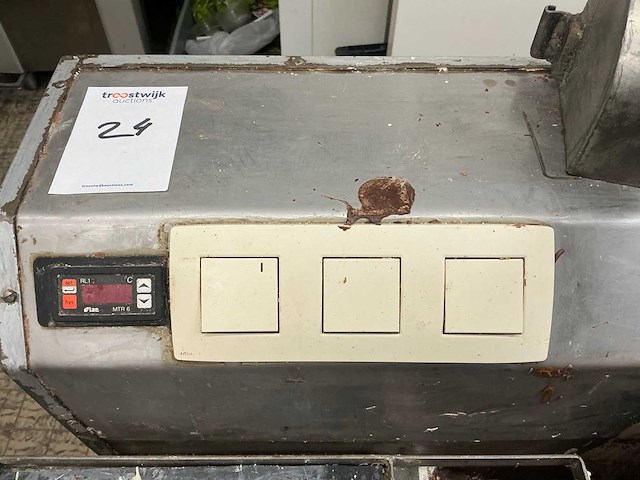 Lae mtr6 chocolade verwerkingsmachine - afbeelding 4 van  8