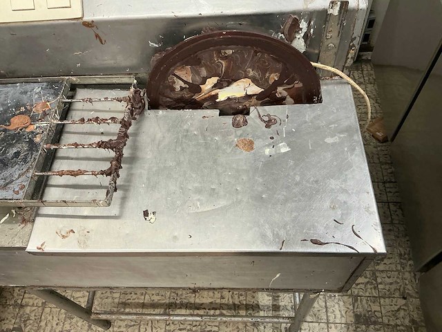 Lae mtr6 chocolade verwerkingsmachine - afbeelding 8 van  8