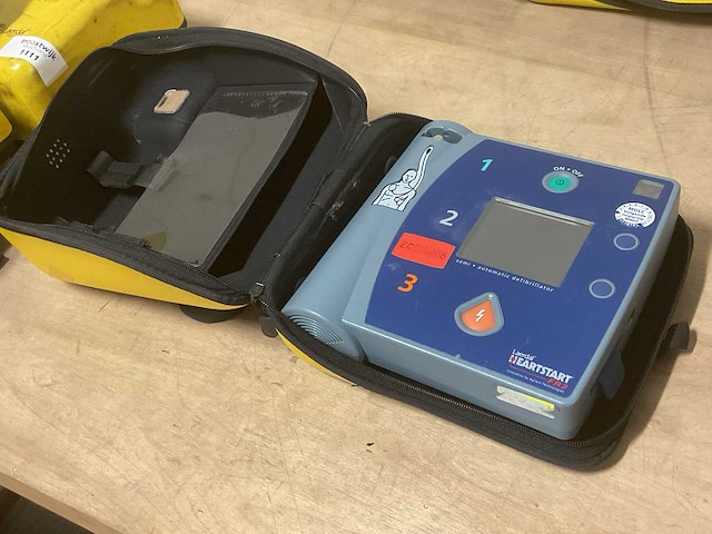 Laerdal heartstart fr2 defibrillator - afbeelding 3 van  4