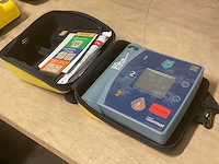 Laerdal heartstart fr2 defibrillator - afbeelding 3 van  4