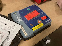 Laerdal heartstart fr2 defibrillator - afbeelding 1 van  4