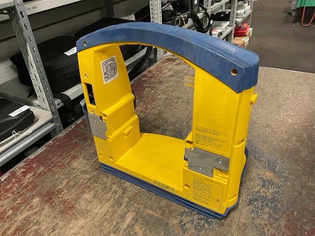 Laerdal medical aspirator medical suction equipment (3x) - afbeelding 4 van  5