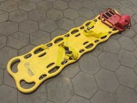 Laerdal spineboard - afbeelding 1 van  2