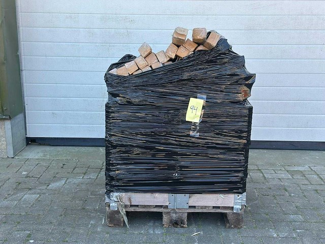 Lafiora - tuinlampenhouder - overige woonaccessoires - afbeelding 1 van  2