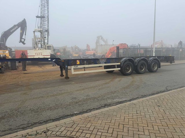 Lag trailer n.v 0-3-39 lt2 container oplegger - afbeelding 1 van  7