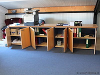 Lage kastenwand met blad - afbeelding 3 van  4