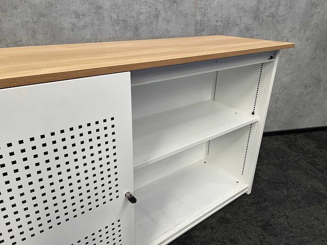 Lage stalen akoestische schuifdeurkast - afbeelding 5 van  6