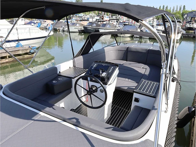 Lago amore 733 tender black edition honda 150pk full options - afbeelding 26 van  87