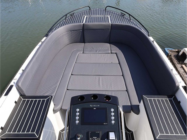 Lago amore 733 tender black edition honda 150pk full options - afbeelding 29 van  66