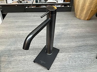 Lagoo garda wastafelkraan hoog brushed gunmetal pvd - afbeelding 2 van  6