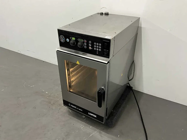 Lainox - cev026s - combisteamer - afbeelding 1 van  8