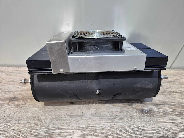 Laird - peltier cooler met cilinder (2x) - afbeelding 2 van  5