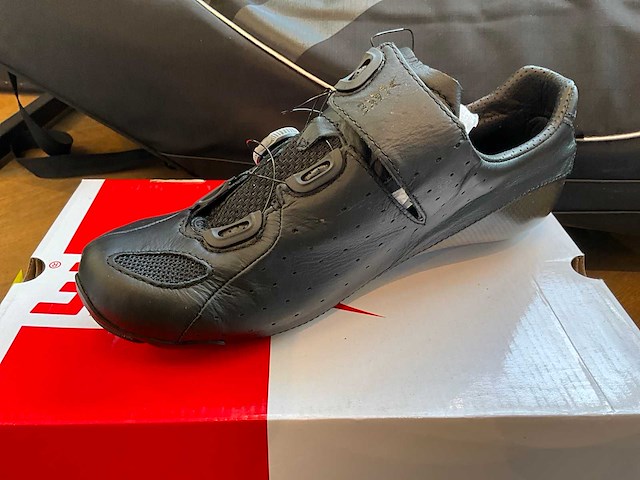 Lake cx402 fietsschoen - maat: 43 - afbeelding 4 van  5