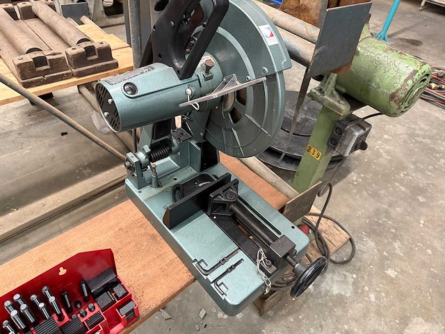 Laman - 51302 - cirkelzaagmachine - afbeelding 1 van  4