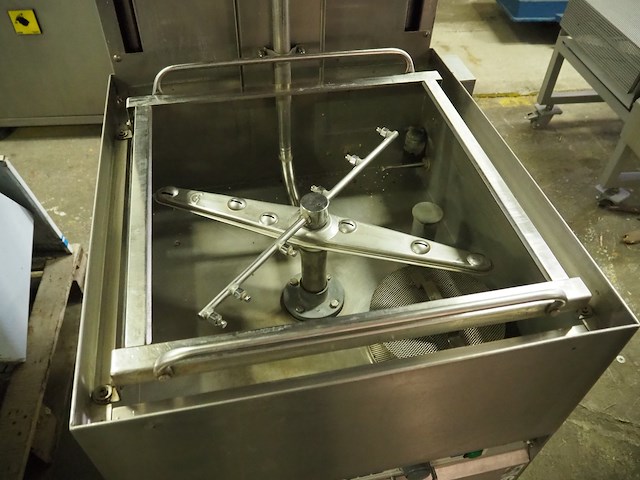 Lamber - afbeelding 4 van  7