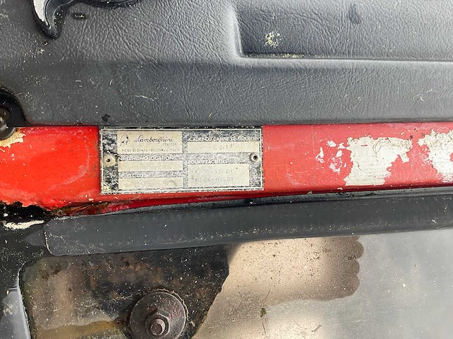 Lamborghini 4wd oldtimer tractor - afbeelding 10 van  24