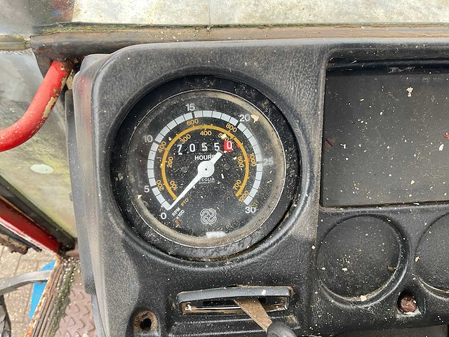 Lamborghini 4wd oldtimer tractor - afbeelding 17 van  24