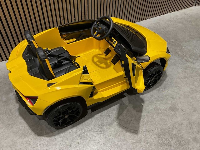 Lamborghini a500 revuelto elektrische kinderauto - afbeelding 4 van  39