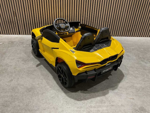 Lamborghini a500 revuelto elektrische kinderauto - afbeelding 11 van  39