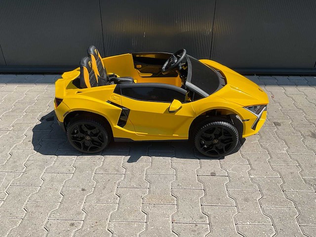 Lamborghini a500 revuelto elektrische kinderauto - afbeelding 1 van  39