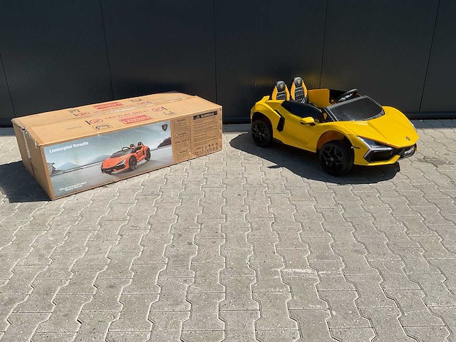 Lamborghini a500 revuelto elektrische kinderauto - afbeelding 16 van  39