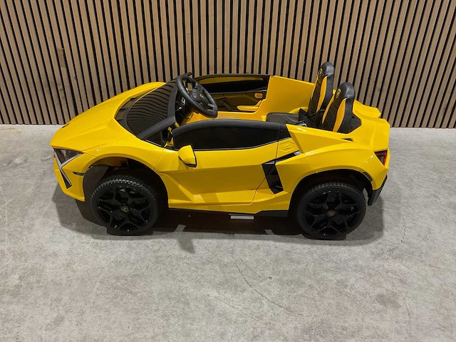 Lamborghini a500 revuelto elektrische kinderauto - afbeelding 12 van  39