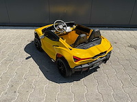 Lamborghini a500 revuelto elektrische kinderauto - afbeelding 26 van  39