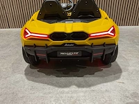 Lamborghini a500 revuelto elektrische kinderauto - afbeelding 10 van  39