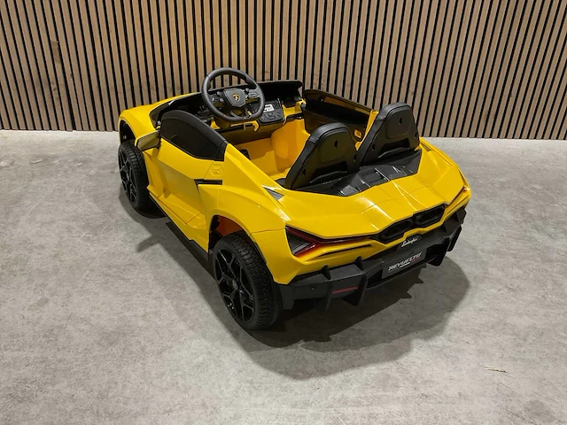 Lamborghini a500 revuelto elektrische kinderauto - afbeelding 36 van  39