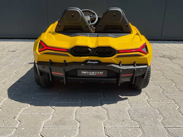 Lamborghini a500 revuelto elektrische kinderauto - afbeelding 17 van  39