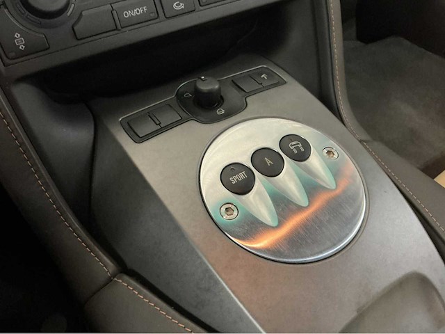 Lamborghini gallardo 5.0 v10 – italiaanse supercar met legendarische v10-motor 2005 btw auto uniek 23000 km - afbeelding 14 van  33