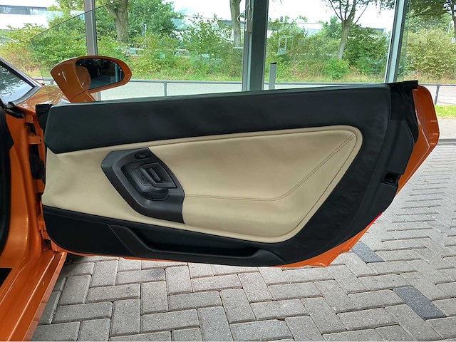 Lamborghini gallardo 5.0 v10 – italiaanse supercar met legendarische v10-motor 2005 btw auto uniek 23000 km - afbeelding 19 van  33