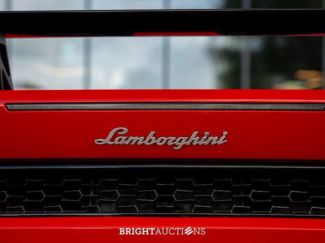 Lamborghini huracán spyder lp610-4 5.2 v10 610pk 4wd 2017, knr-08-n - afbeelding 31 van  82