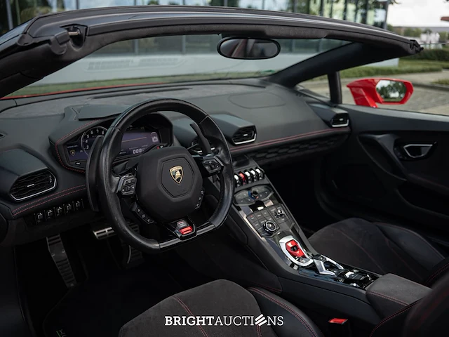 Lamborghini huracán spyder lp610-4 5.2 v10 610pk 4wd 2017, knr-08-n - afbeelding 44 van  82